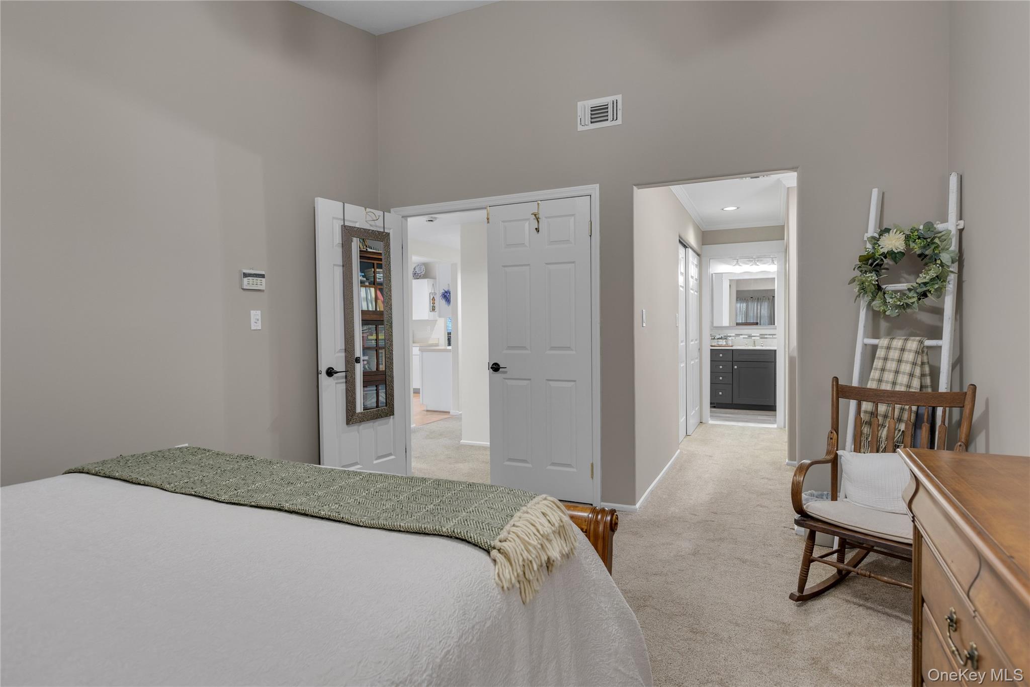 #11 photo, 256 Glen Drive, Ridge , NY 11961