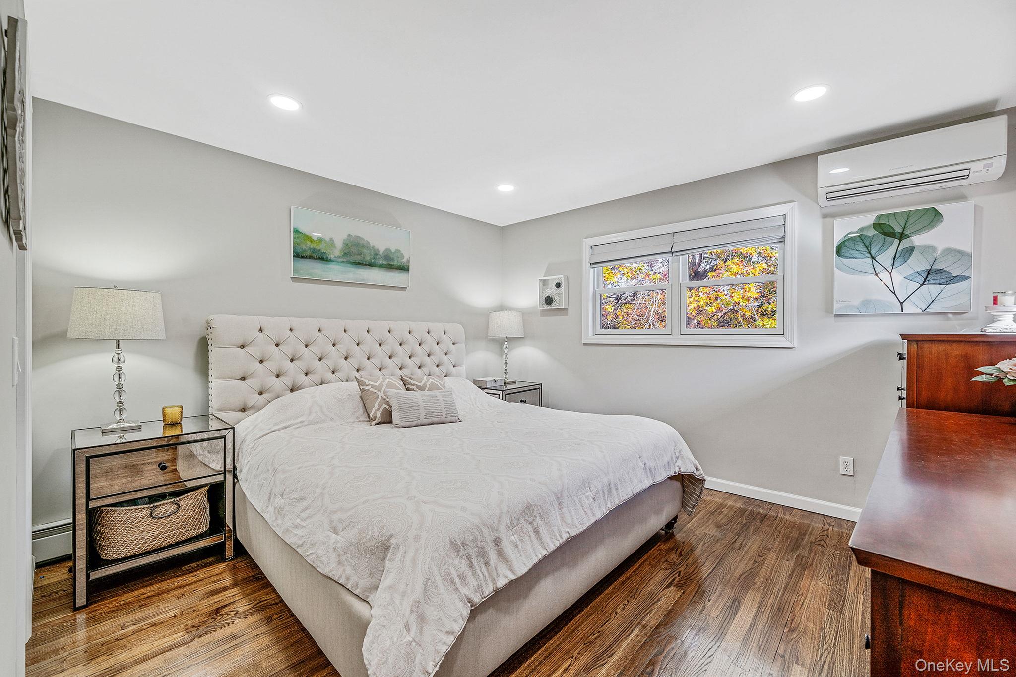 #14 photo, 785 Franklyn Avenue, Bohemia , NY 11716