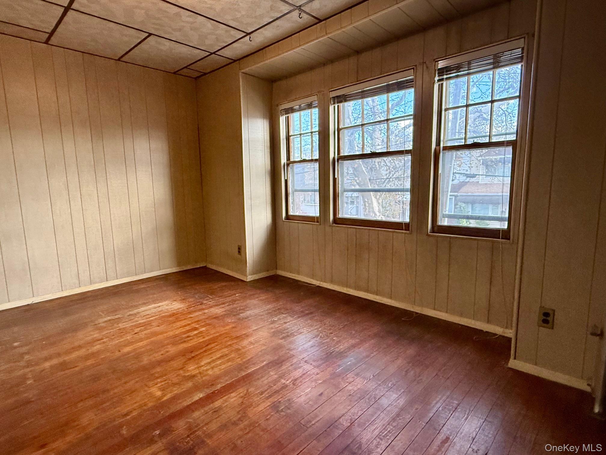 #15 photo, 64-41 60th Avenue, Maspeth , NY 11378