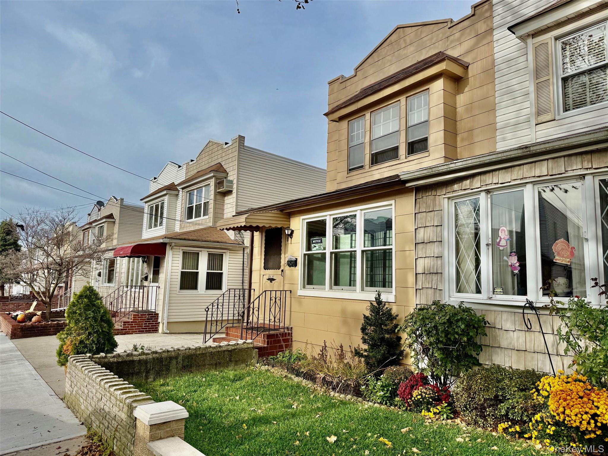 #4 photo, 64-41 60th Avenue, Maspeth , NY 11378