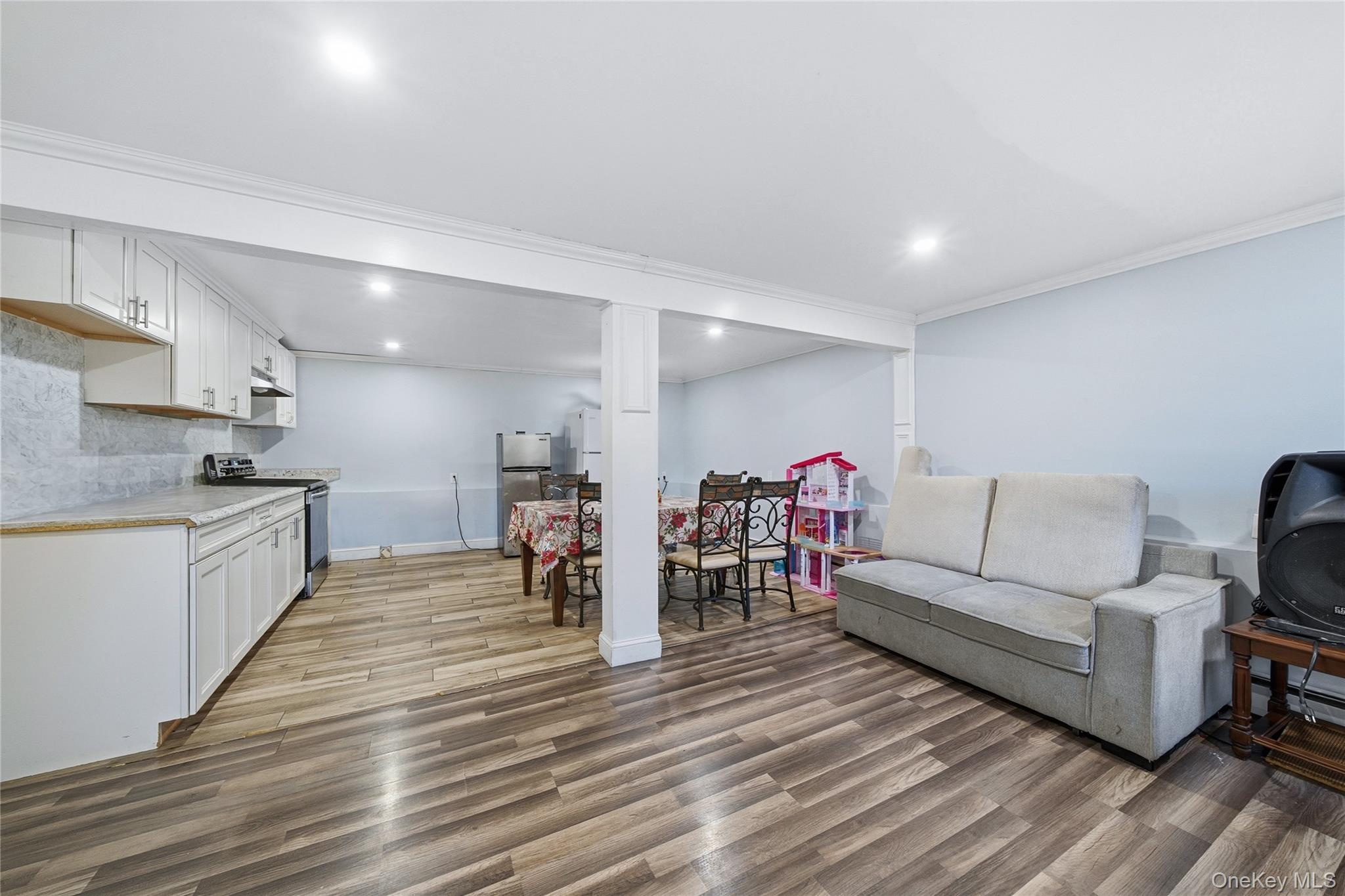 #15 photo, 262 N Dunton Avenue, East Patchogue , NY 11772