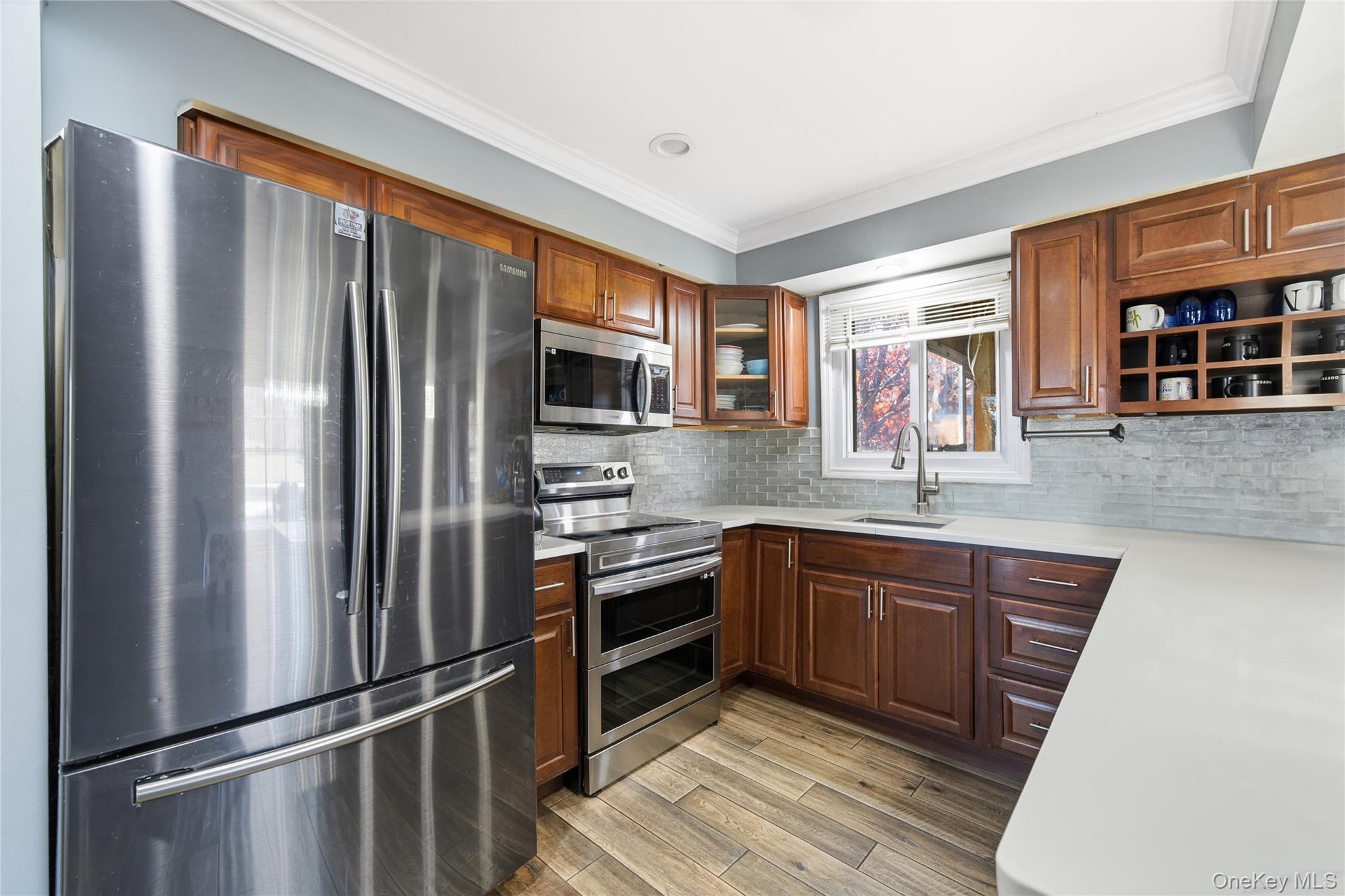 #8 photo, 262 N Dunton Avenue, East Patchogue , NY 11772