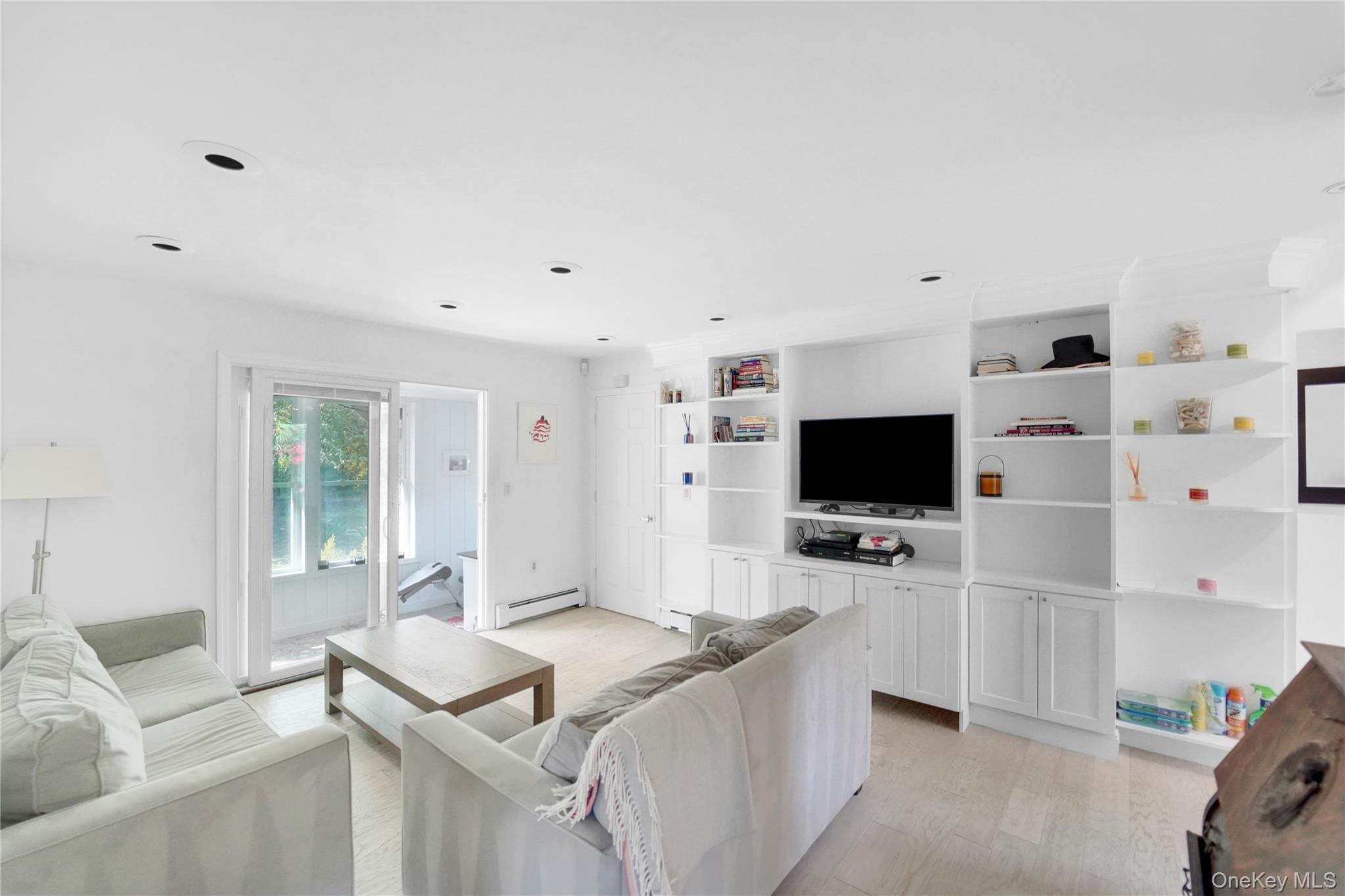 #6 photo, 3 Jefferson Avenue, Hampton Bays , NY 11946