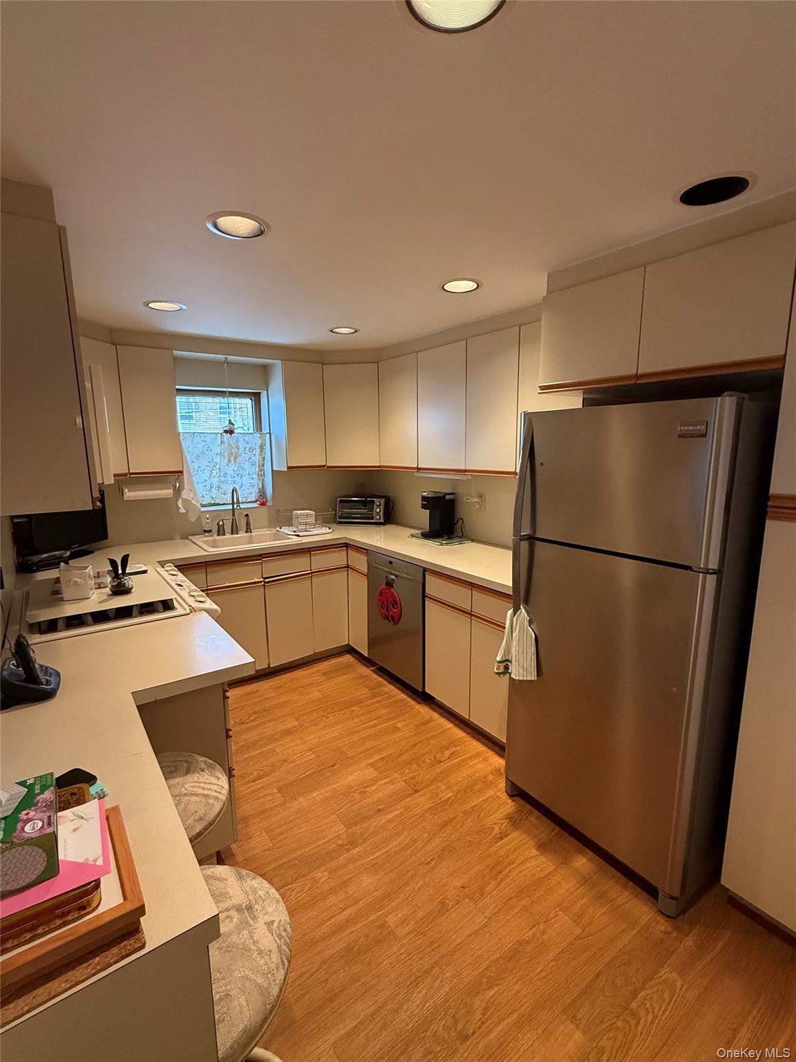 #10 photo, 19929 26th Avenue, Flushing , NY 11358