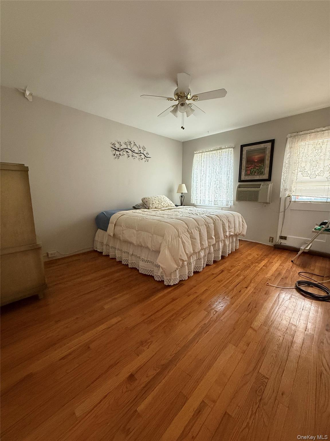 #15 photo, 19929 26th Avenue, Flushing , NY 11358