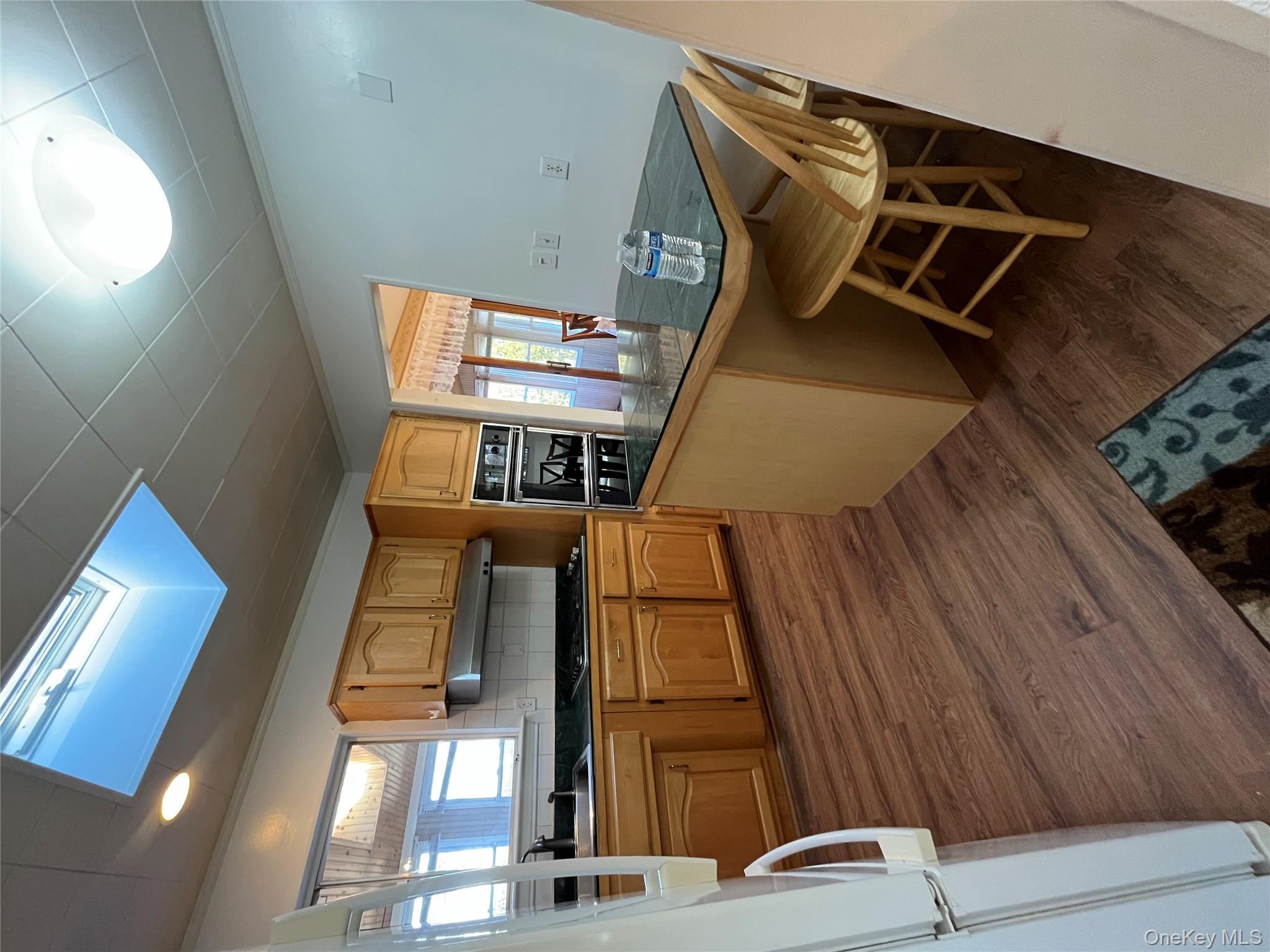 #6 photo, 27 Douglass Street, Brentwood , NY 11717