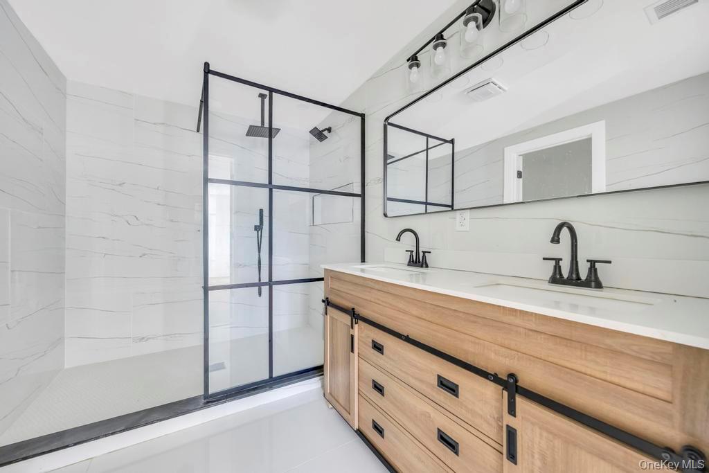 #9 photo, 29 Dillon Drive, Dix Hills , NY 11746