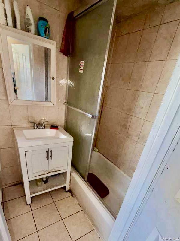 #14 photo, 406 Chestnut Street, Brooklyn , NY 11208