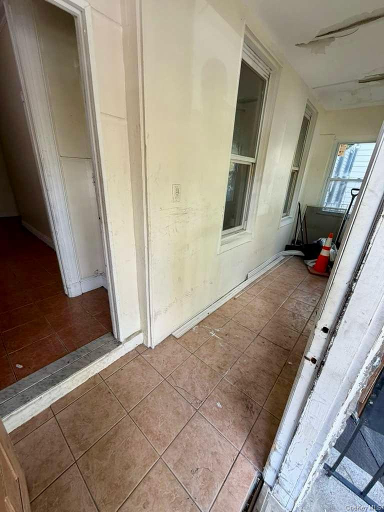 #3 photo, 406 Chestnut Street, Brooklyn , NY 11208