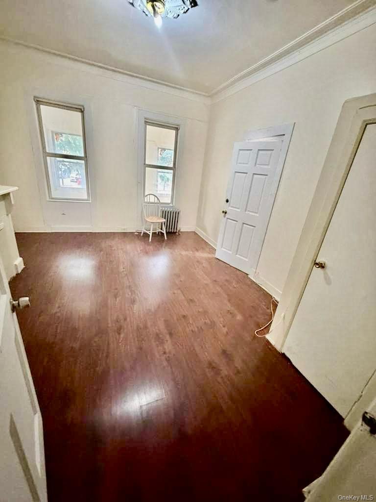 #7 photo, 406 Chestnut Street, Brooklyn , NY 11208