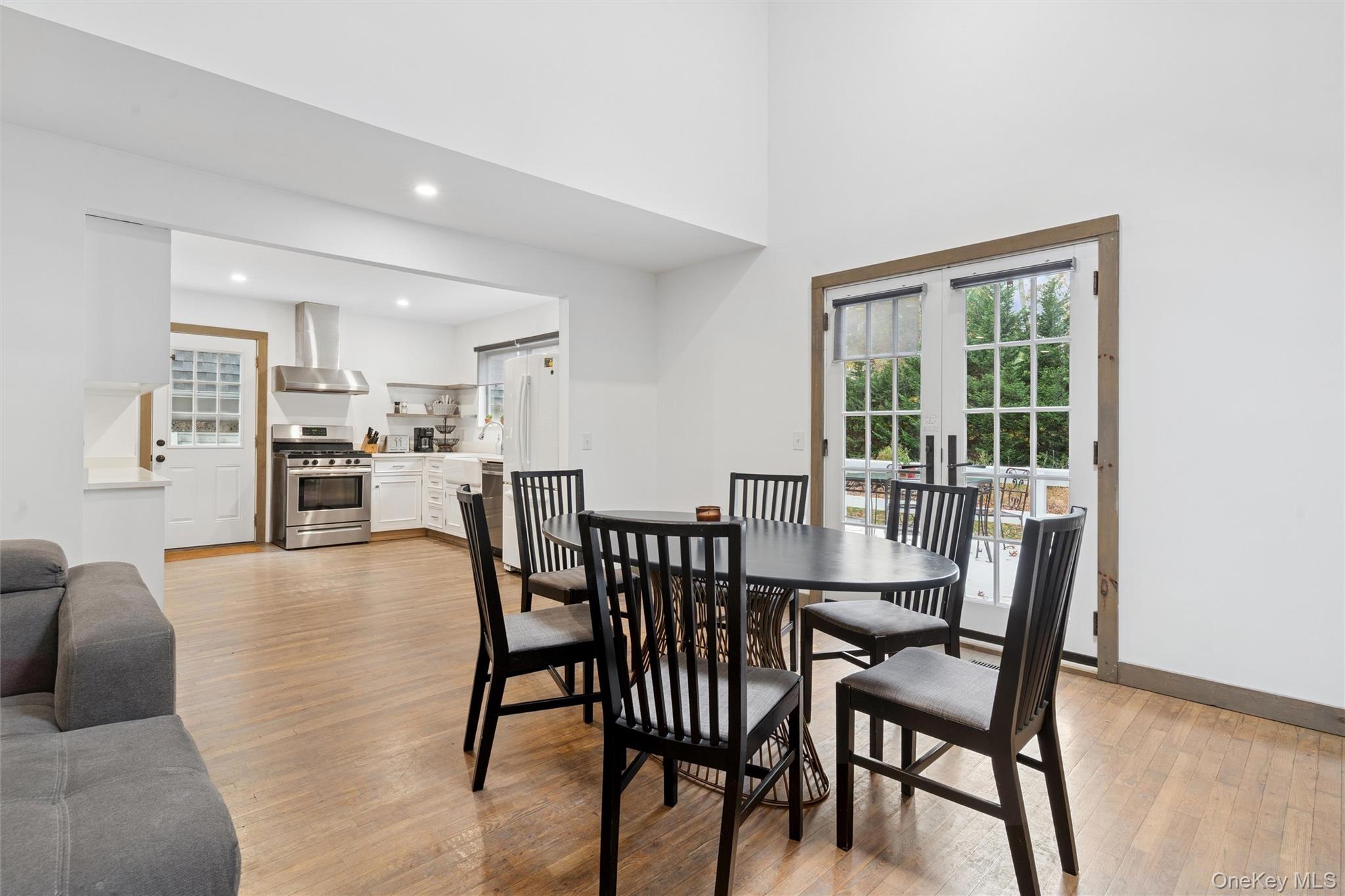 #11 photo, 33 Whalers Drive, Sag Harbor , NY 11963