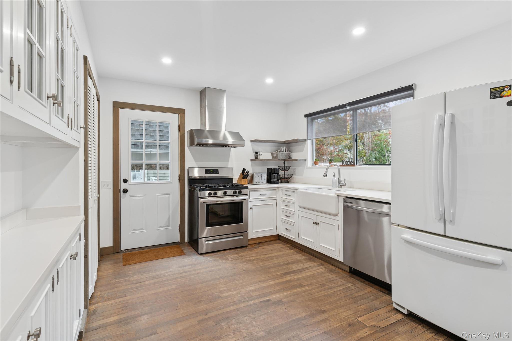 #12 photo, 33 Whalers Drive, Sag Harbor , NY 11963