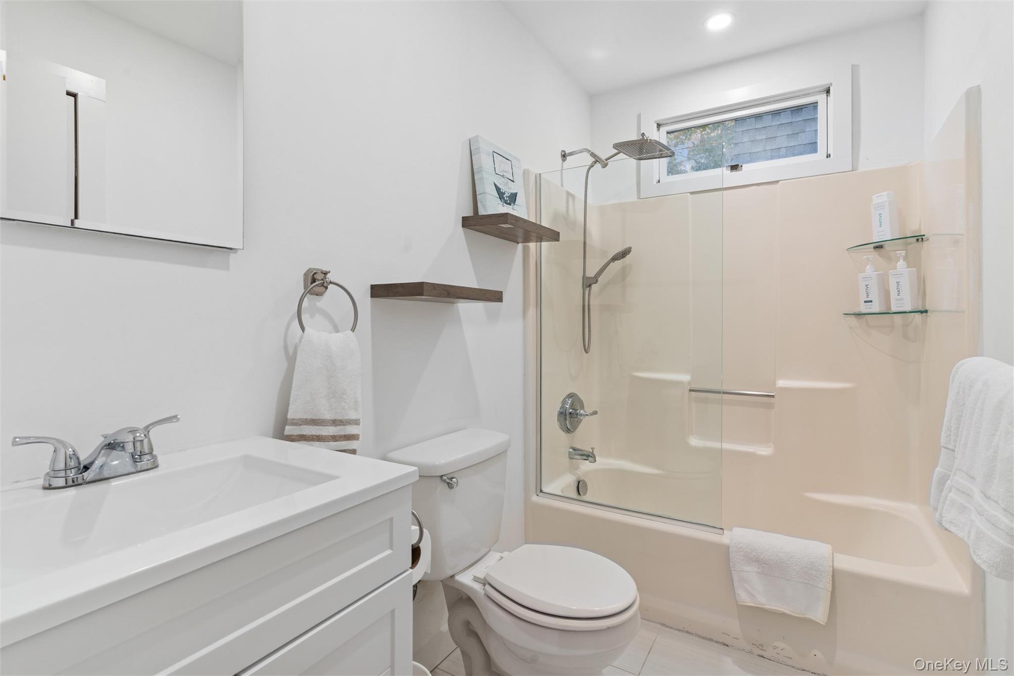 #17 photo, 33 Whalers Drive, Sag Harbor , NY 11963