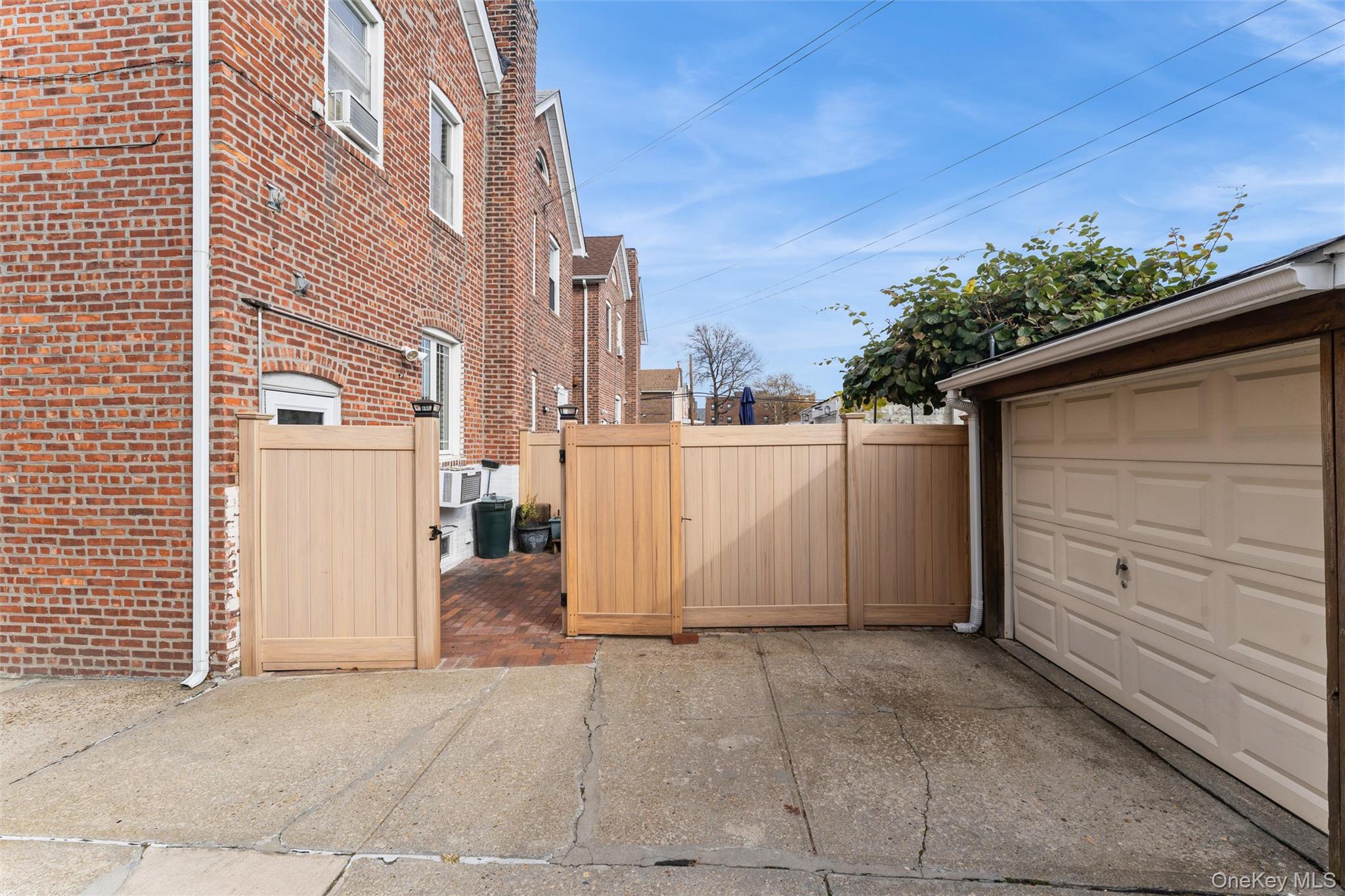 #19 photo, 200-14 34th Avenue, Bayside , NY 11361