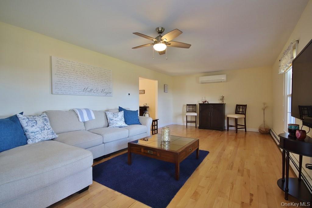 #9 photo, 7 Farview Road, Hopewell Junction , NY 12533