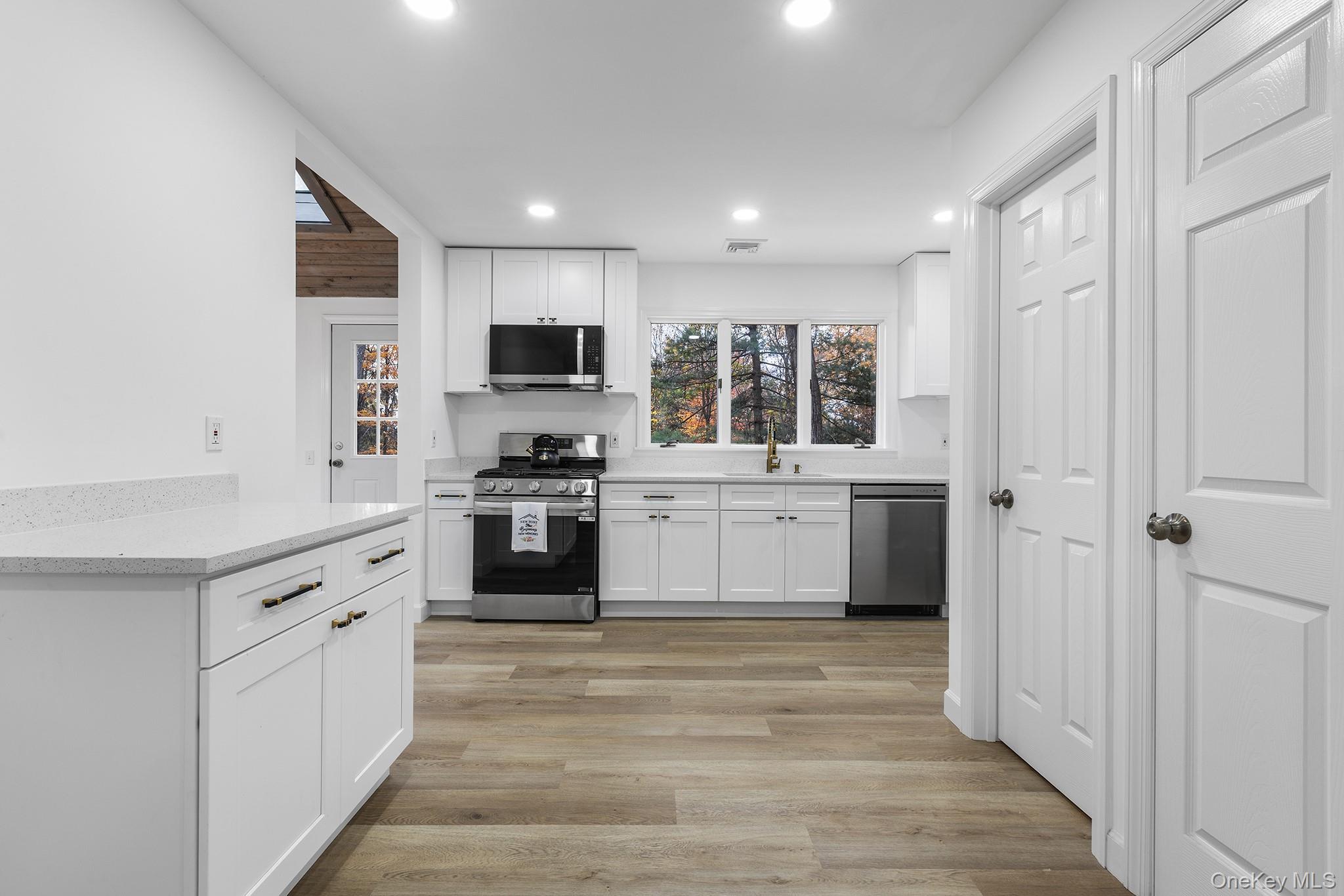 #8 photo, 58 Gleneida Ridge Road, Carmel , NY 10512