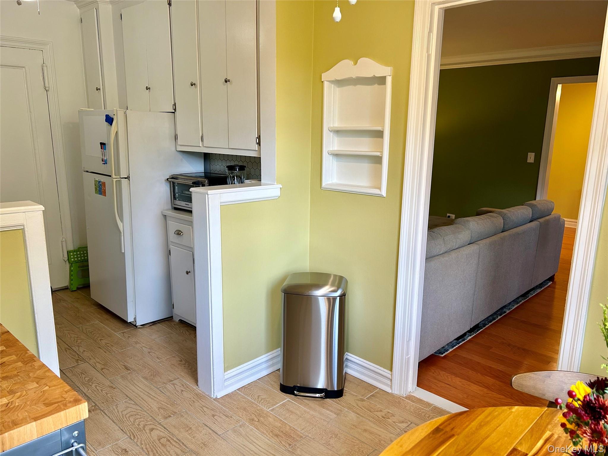 #15 photo, 474 W 238th Street, Bronx , NY 10463