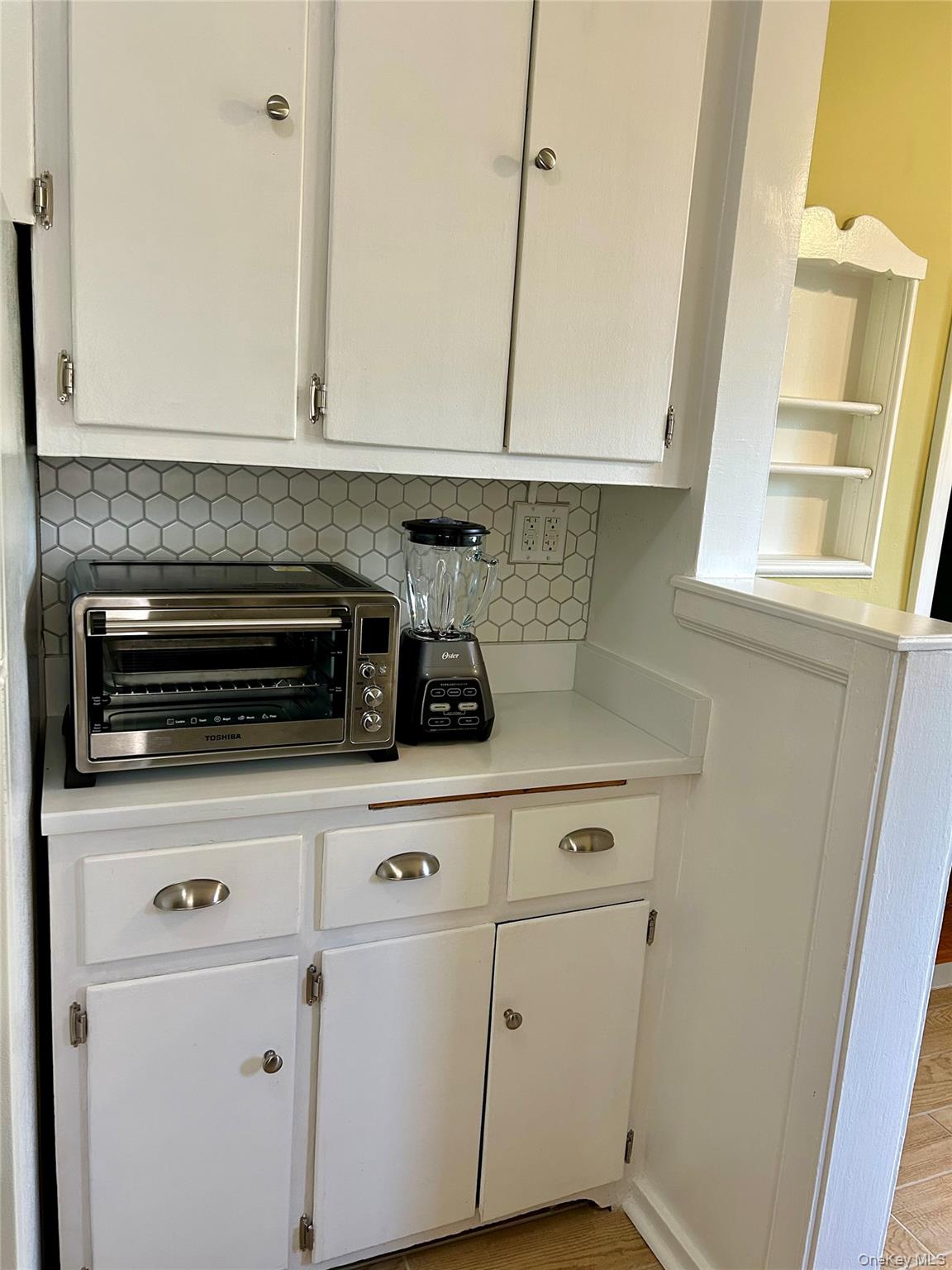 #16 photo, 474 W 238th Street, Bronx , NY 10463