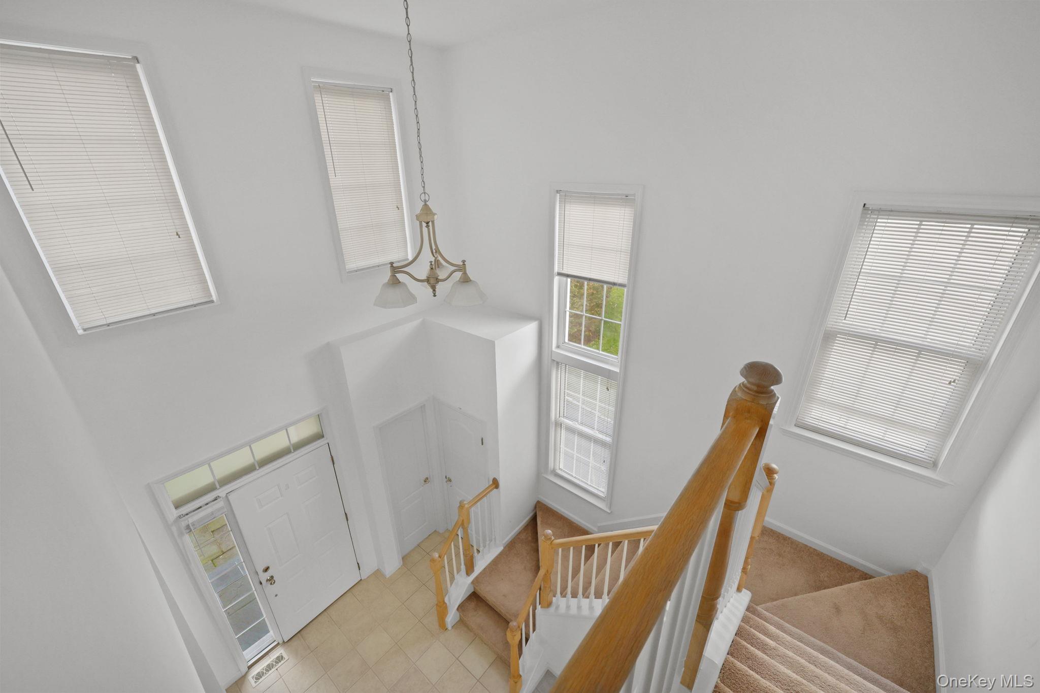 #19 photo, 45 High Point Circle, Rye Brook , NY 10573