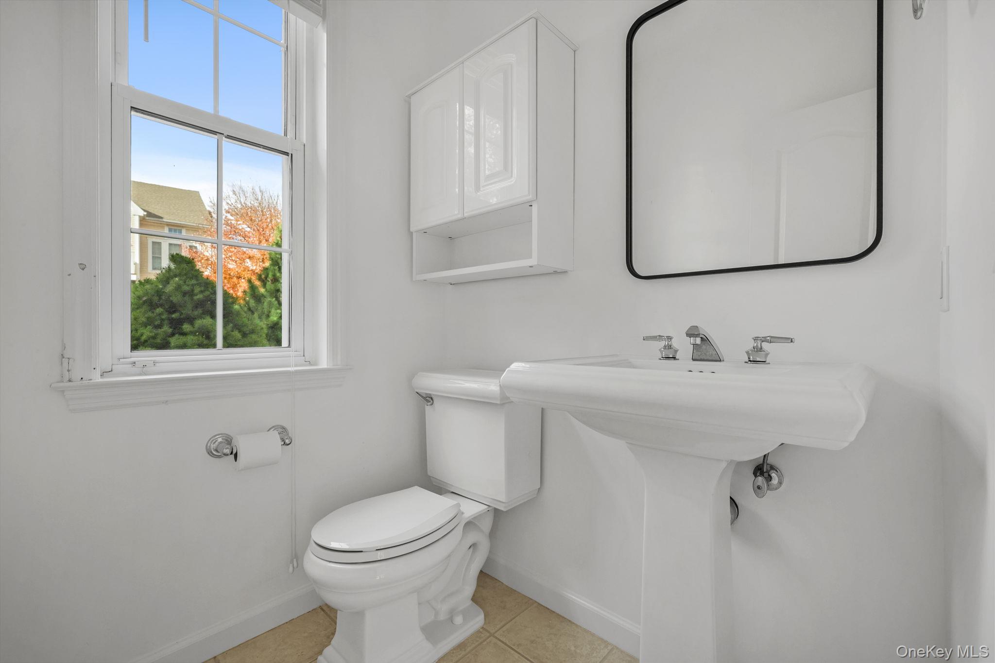 #4 photo, 45 High Point Circle, Rye Brook , NY 10573