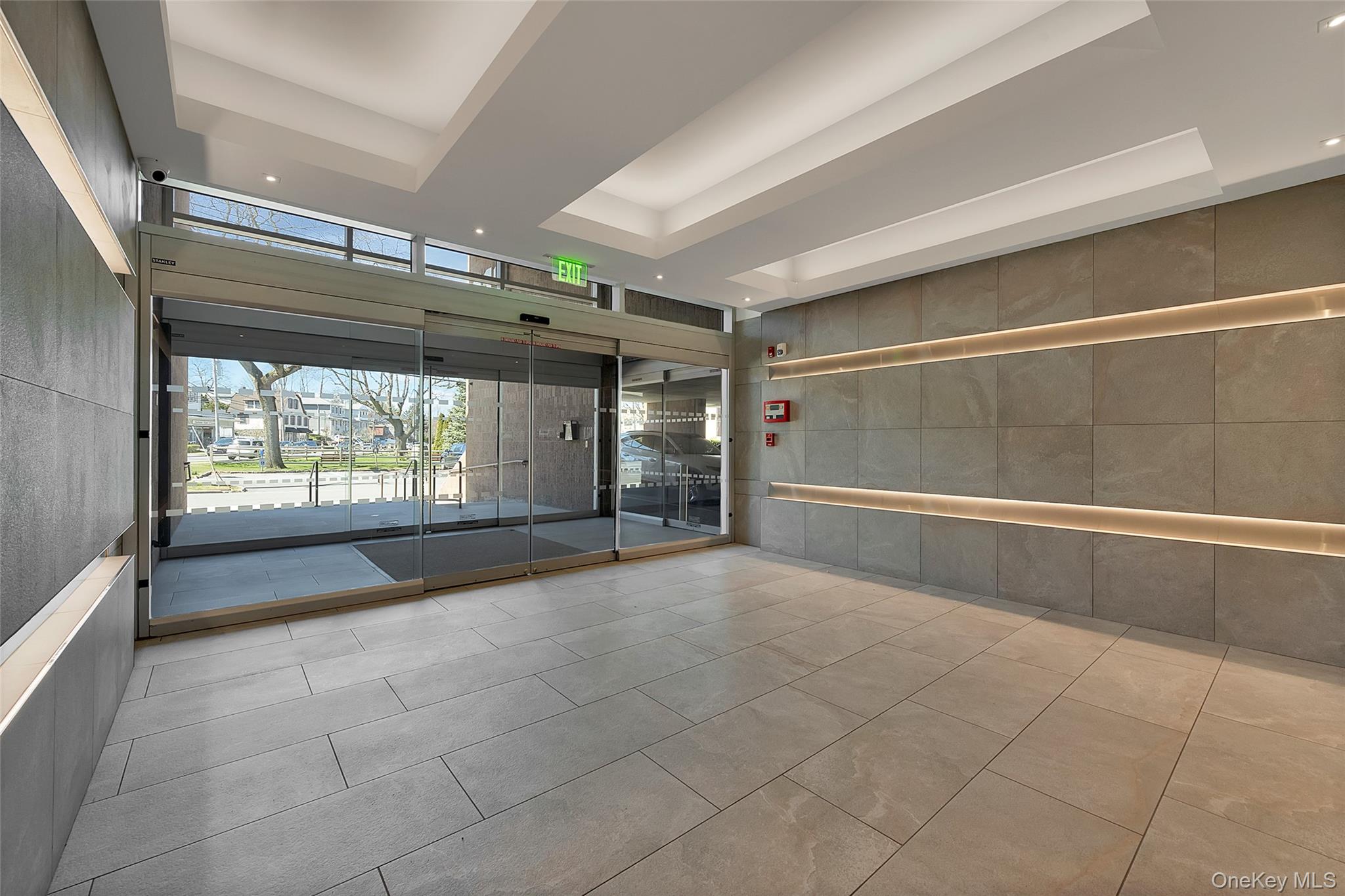 #3 photo, 111 Brook Street, Scarsdale , NY 10583