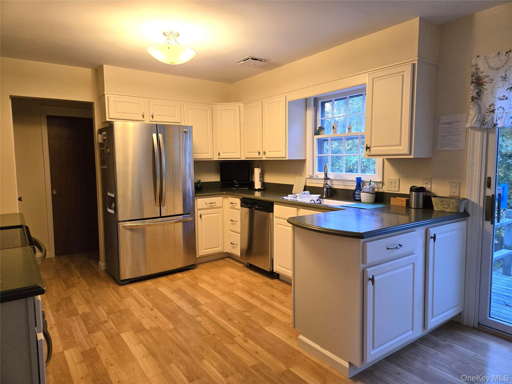 #9 photo, 16 Woodcrest Drive, Hopewell Junction , NY 12533