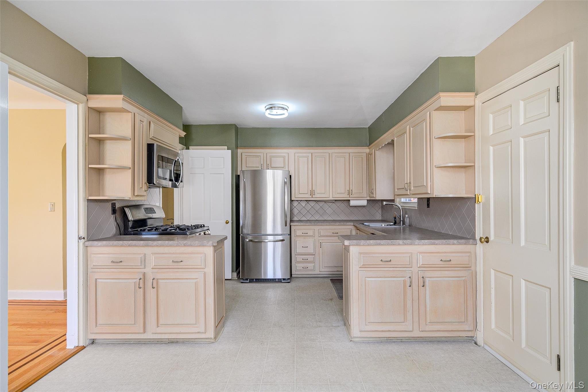 #12 photo, 45 Emerson Street, Yonkers , NY 10704