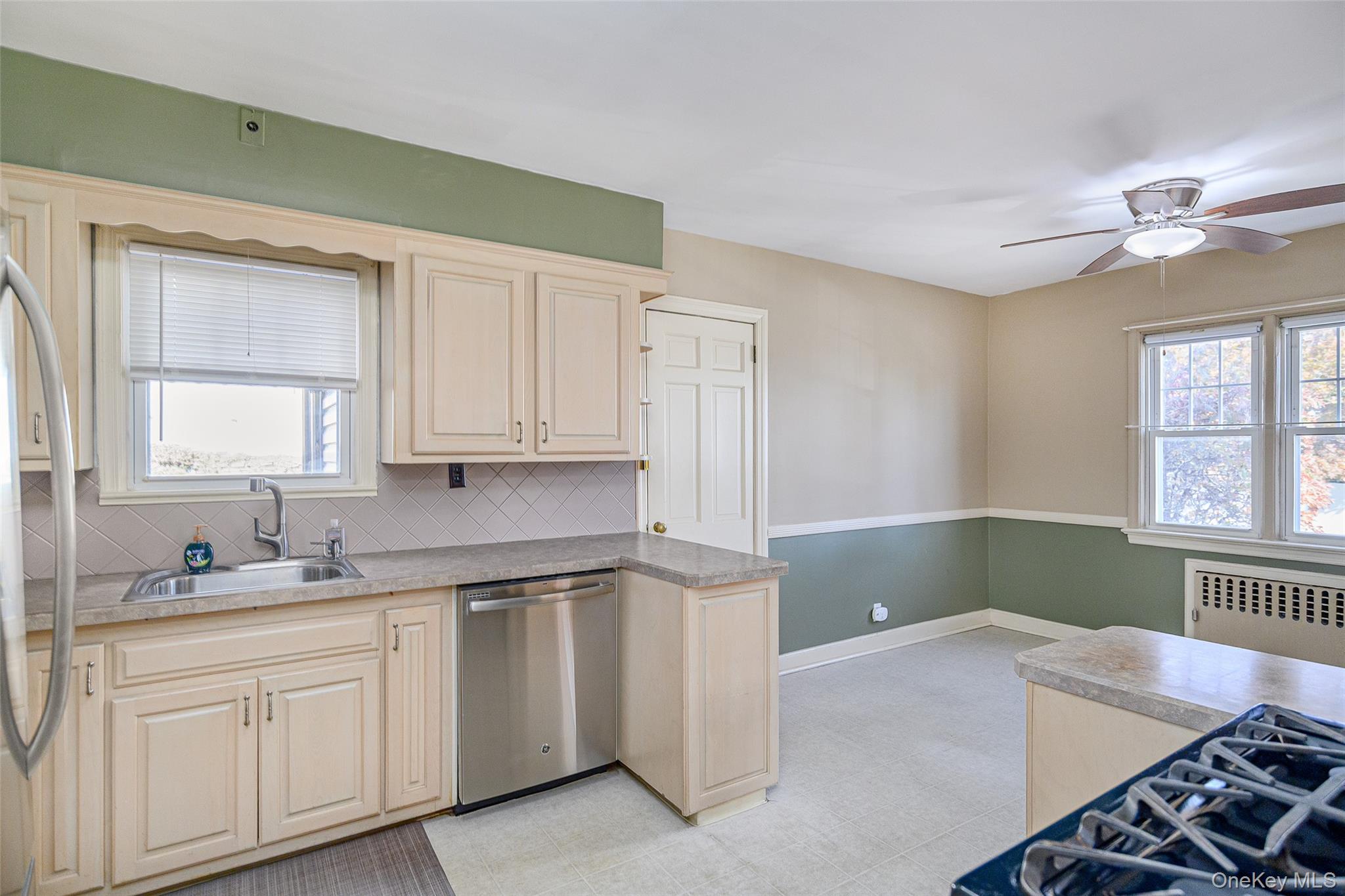 #13 photo, 45 Emerson Street, Yonkers , NY 10704