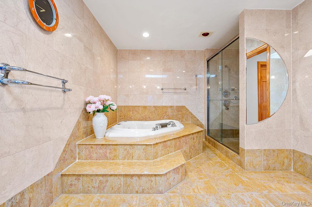 #17 photo, 64-16 211 Street, Bayside , NY 11364