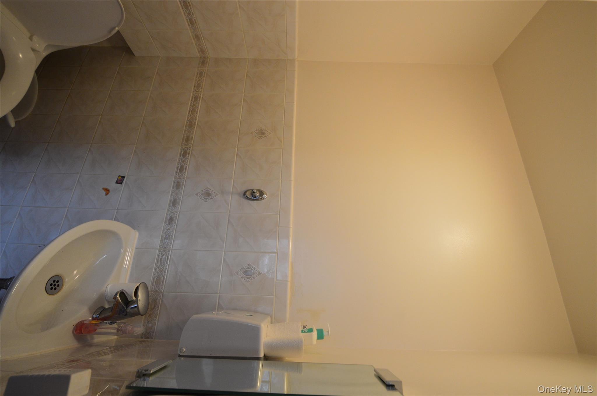 #13 photo, 10546 65th Road, Forest Hills , NY 11375