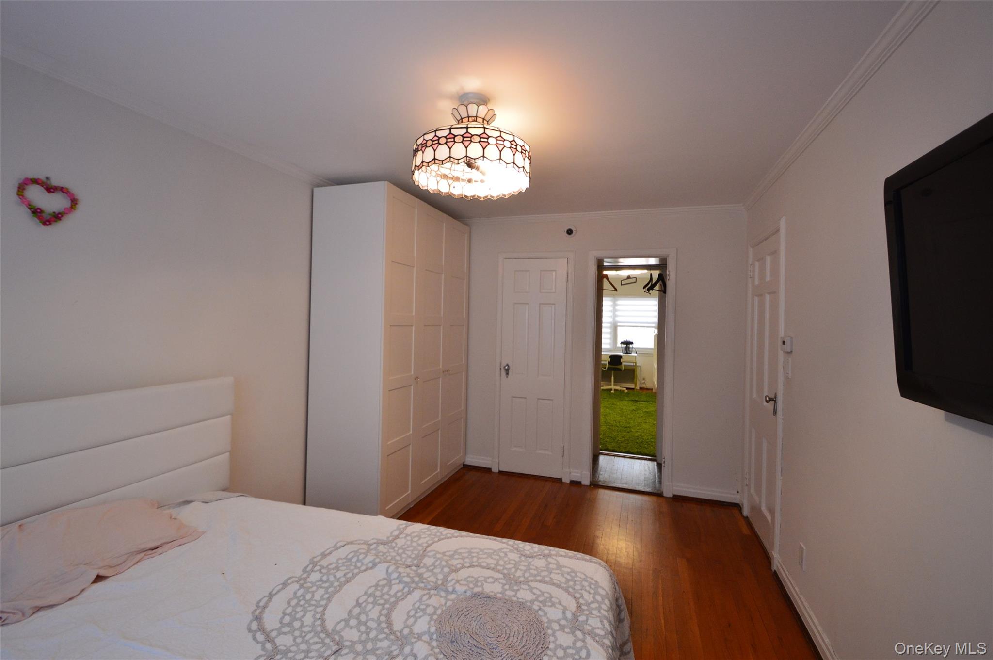 #14 photo, 10546 65th Road, Forest Hills , NY 11375