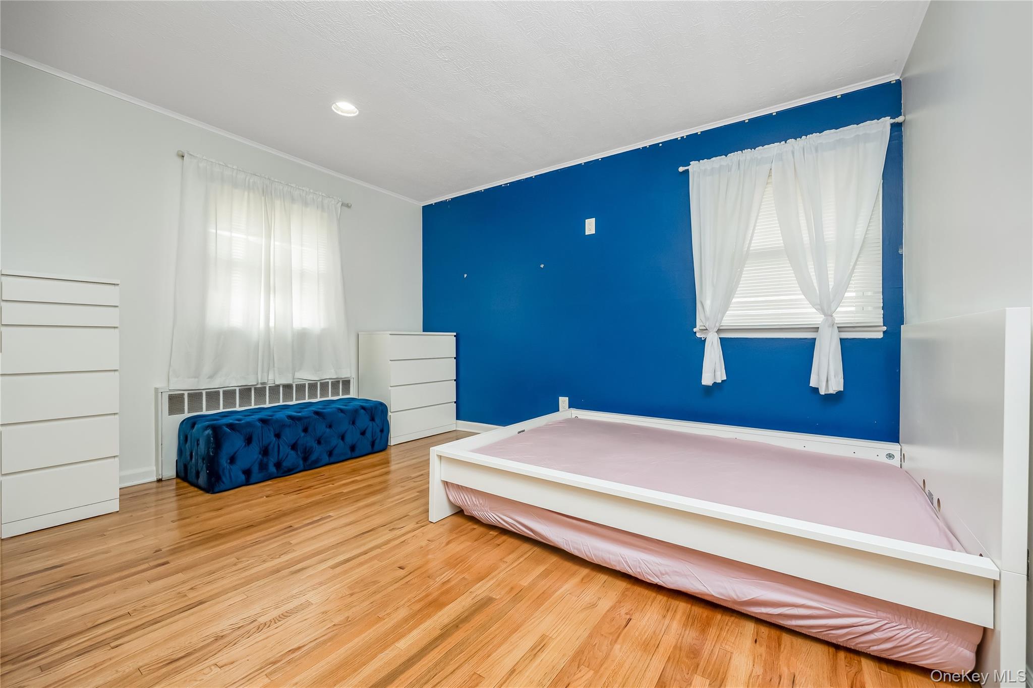 #10 photo, 2425 Sycamore Lane, North Bellmore , NY 11710