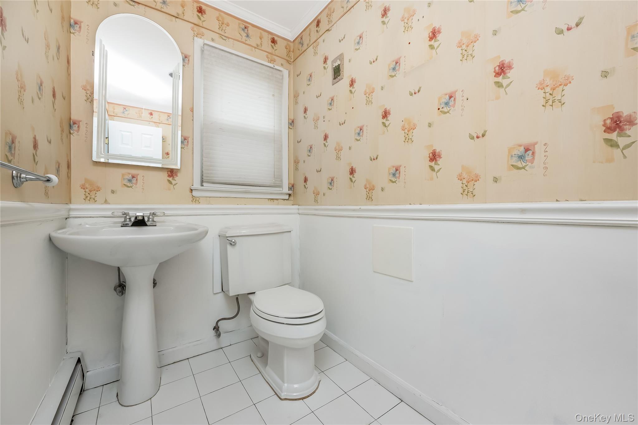 #17 photo, 2425 Sycamore Lane, North Bellmore , NY 11710