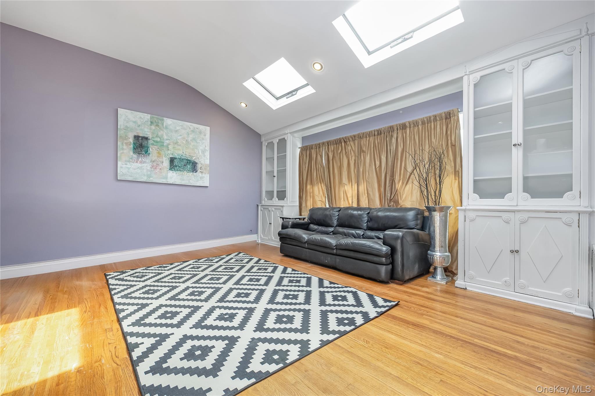 #2 photo, 2425 Sycamore Lane, North Bellmore , NY 11710