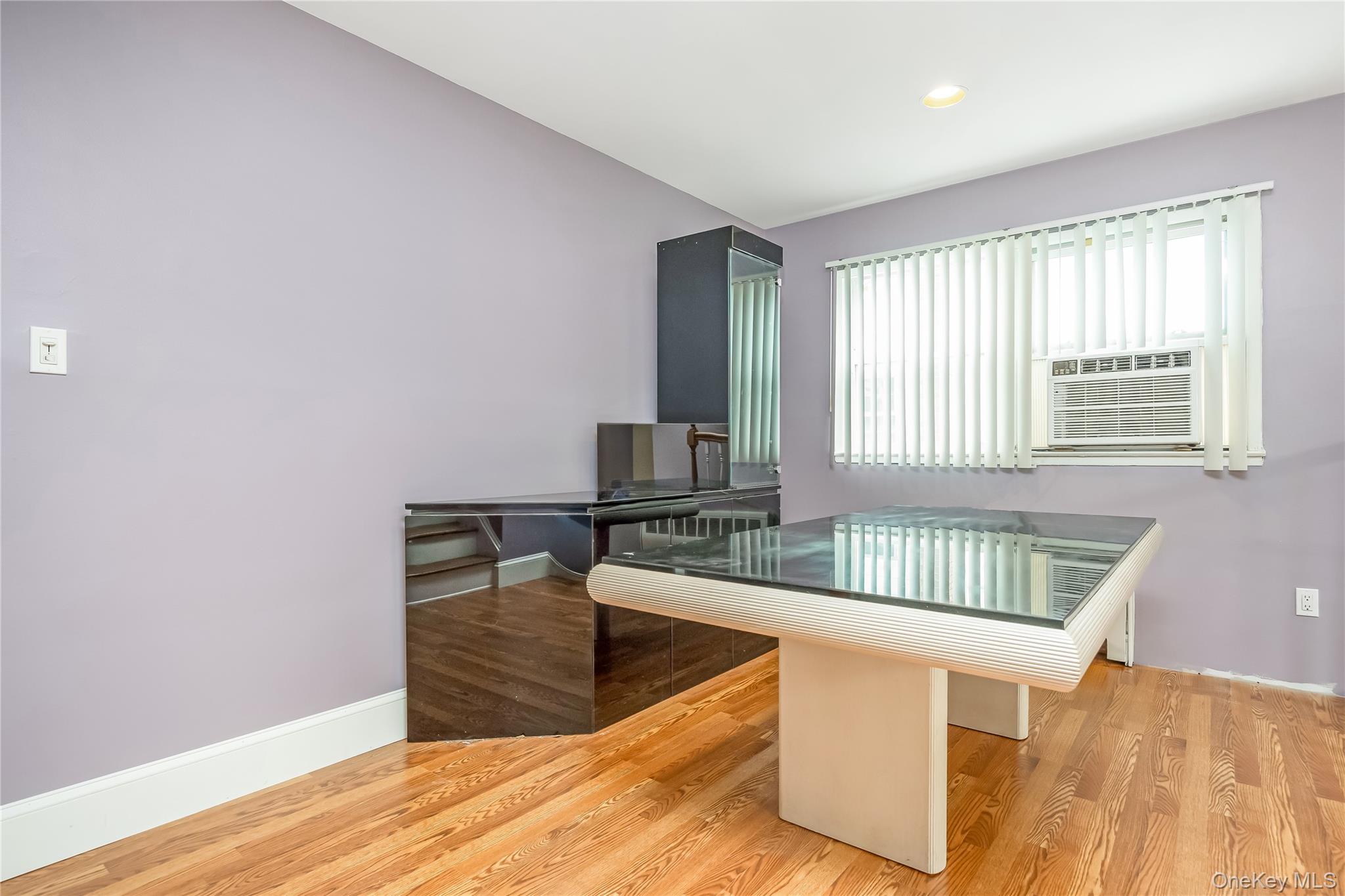 #5 photo, 2425 Sycamore Lane, North Bellmore , NY 11710