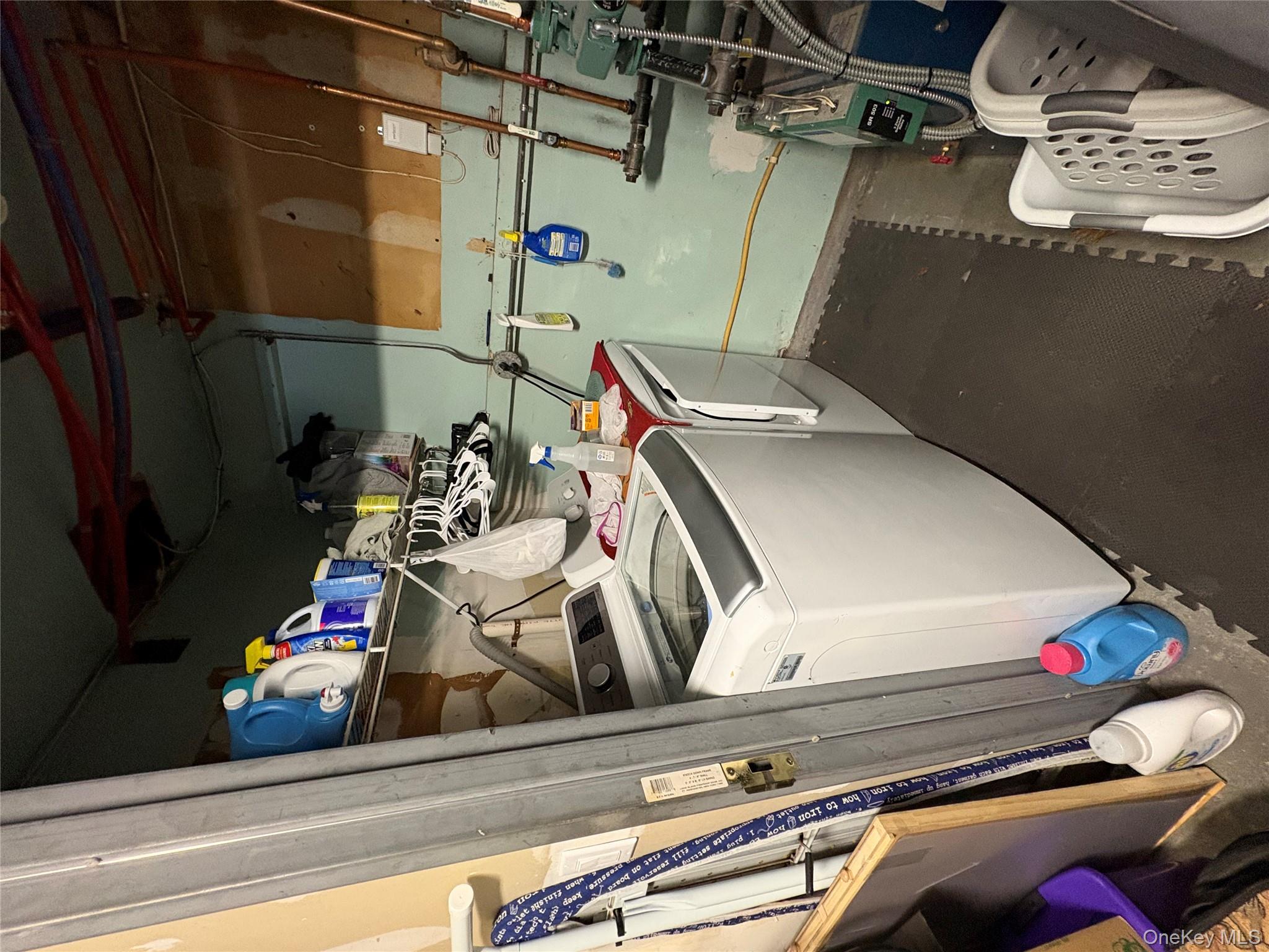 #8 photo, 191 Atlantic Place, Hauppauge , NY 11788