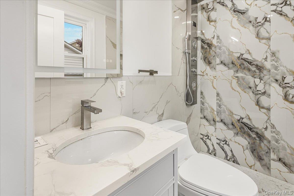 #16 photo, 327 N Forest Avenue, Rockville Centre , NY 11570