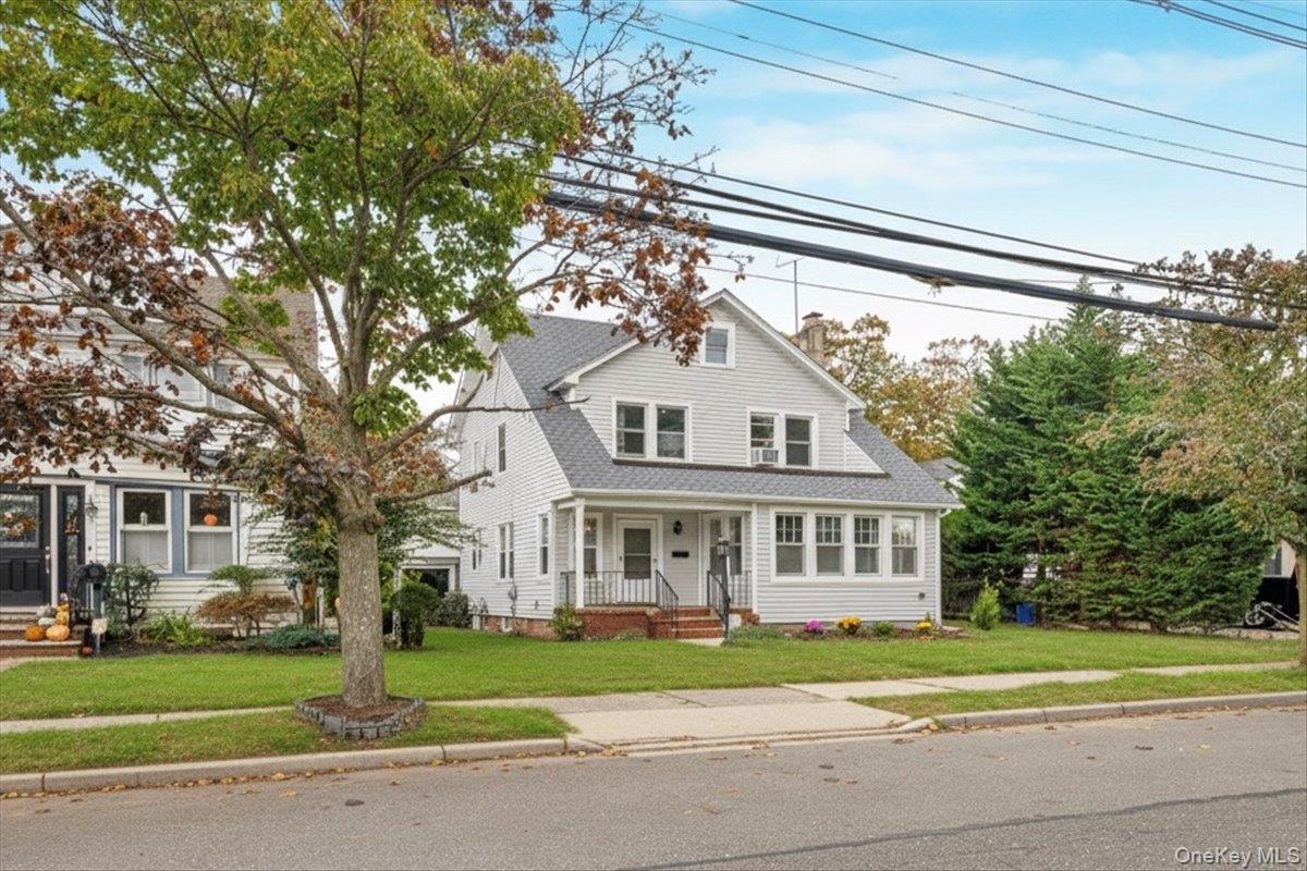 #3 photo, 327 N Forest Avenue, Rockville Centre , NY 11570