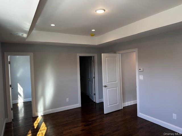 #12 photo, 25 Maple Place, Hicksville , NY 11801