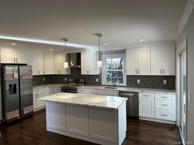 #4 photo, 25 Maple Place, Hicksville , NY 11801