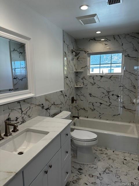 #7 photo, 25 Maple Place, Hicksville , NY 11801