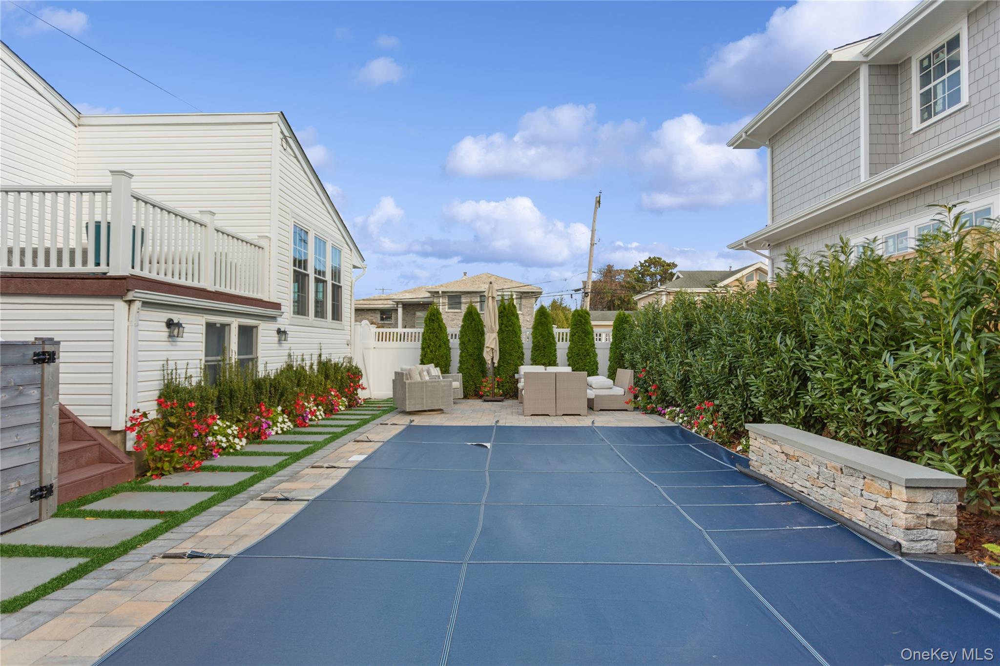 #8 photo, 2 Leamington St, Lido Beach , NY 11561