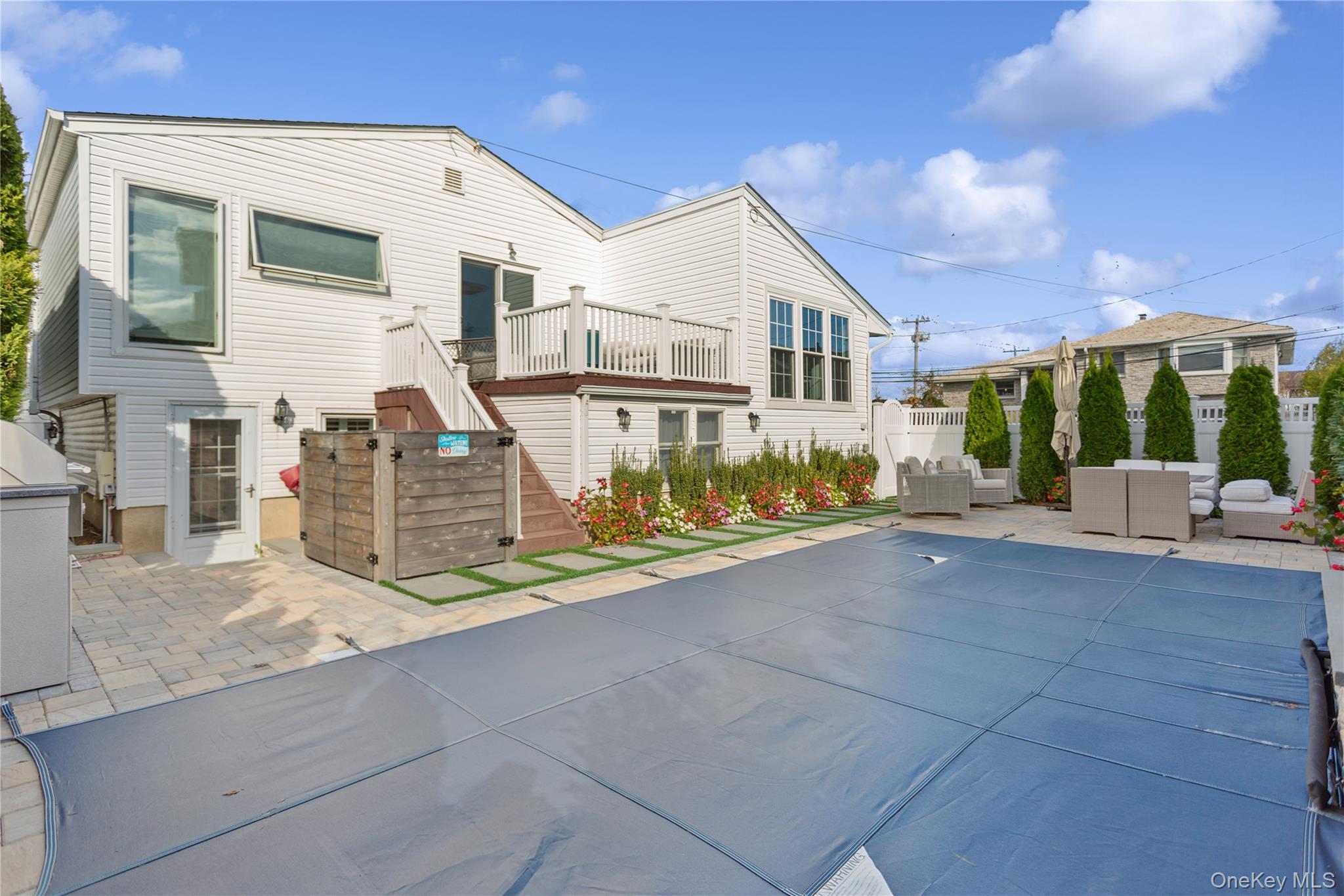 #9 photo, 2 Leamington St, Lido Beach , NY 11561