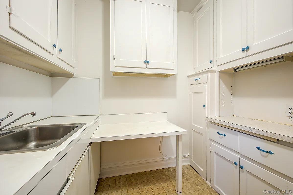 #15 photo, 109-14 Ascan Avenue, Forest Hills , NY 11375