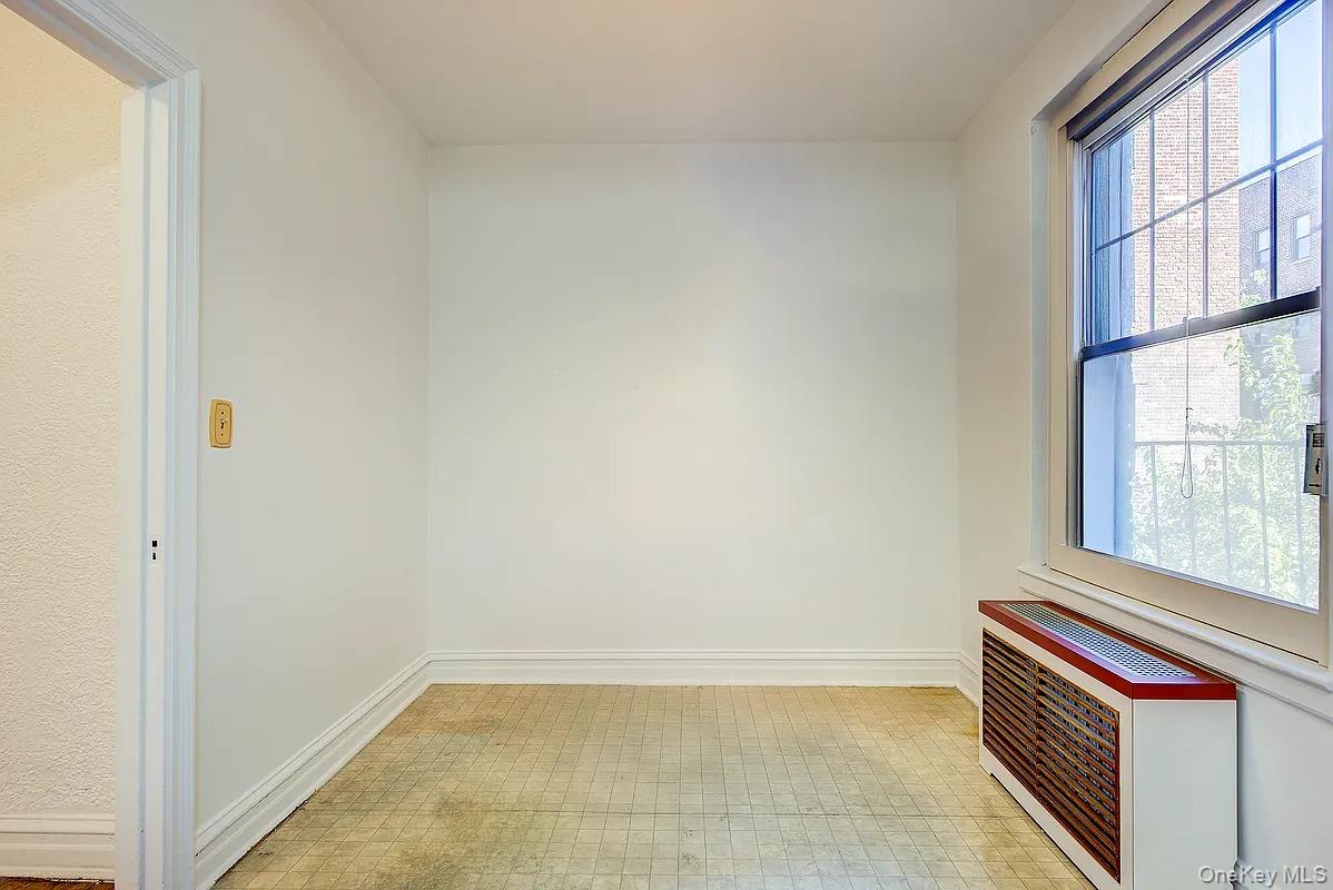 #19 photo, 109-14 Ascan Avenue, Forest Hills , NY 11375