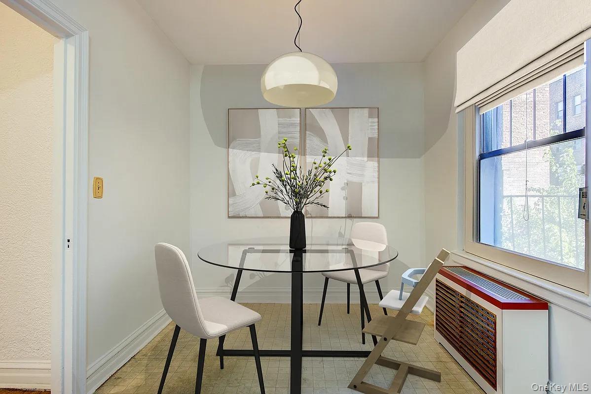 #20 photo, 109-14 Ascan Avenue, Forest Hills , NY 11375