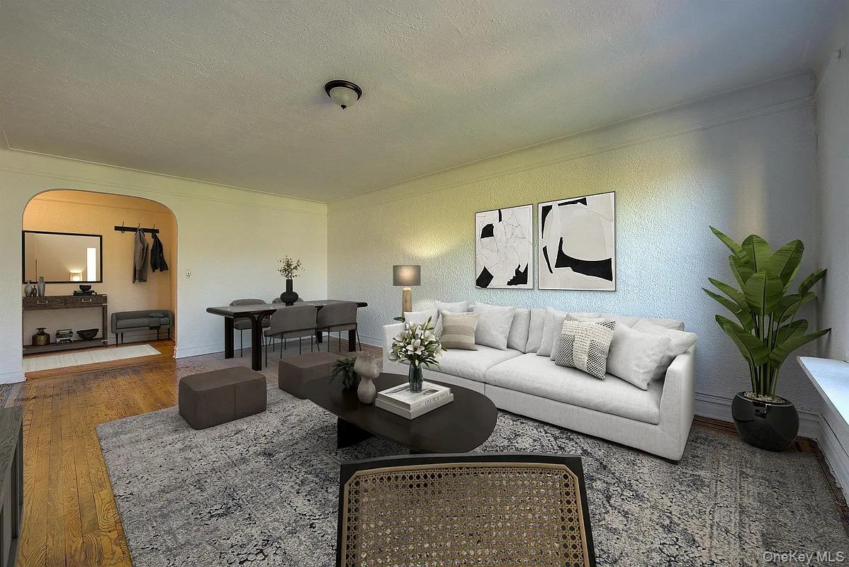 #8 photo, 109-14 Ascan Avenue, Forest Hills , NY 11375