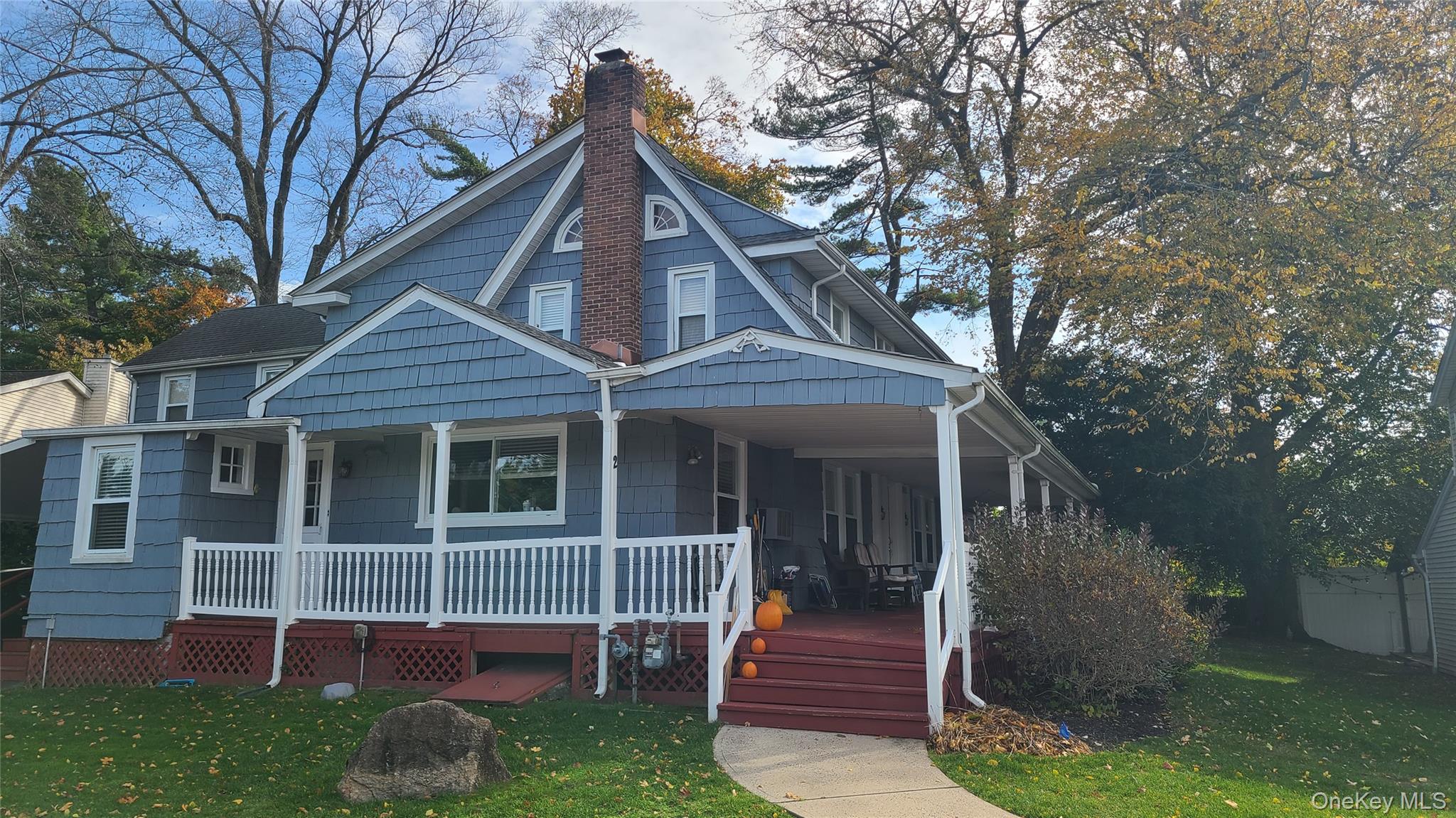 #1 photo, 2 Addison Lane, Greenvale , NY 11548