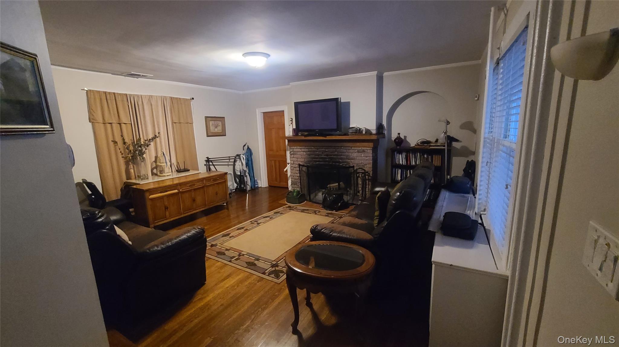 #8 photo, 2 Addison Lane, Greenvale , NY 11548