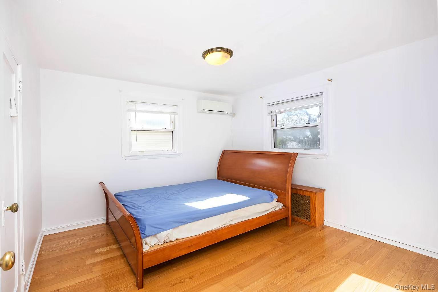 #17 photo, 56-28 213th Street, Bayside , NY 11364